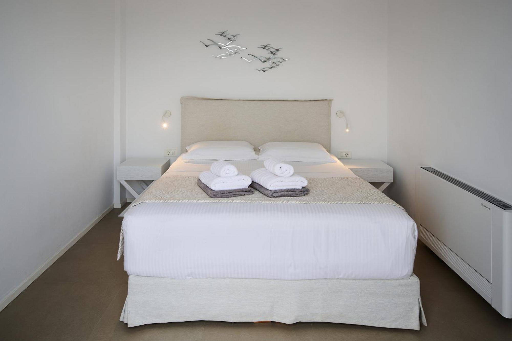 Kymo Luxury Suites Paros Kolympithres Exterior foto